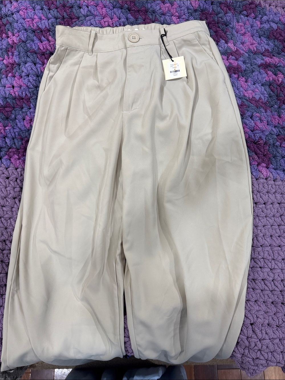 Beige Wide-Leg Pleated Pants - Unbranded
